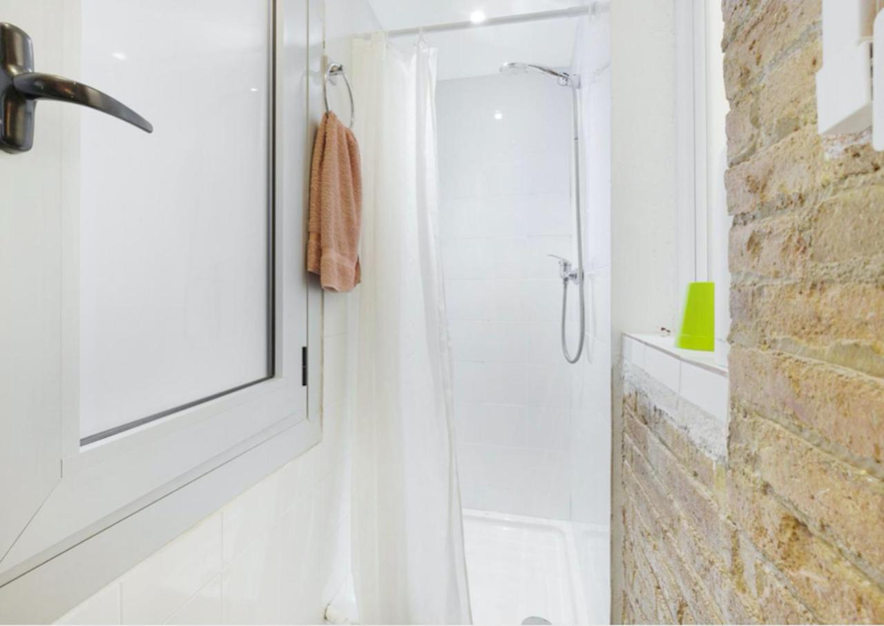 Great Apartment In Sagrada Familia With Balcony 巴塞罗那 外观 照片